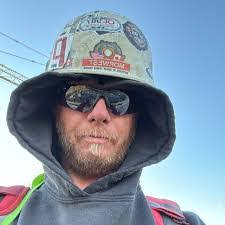 Karen Cragg's Instagram, Twitter & Facebook