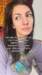 Shannon Riffle's Instagram, Twitter & Facebook