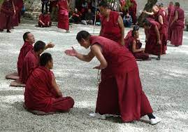Zeitgleich mit den frühen tibet wurde in das mongolische reich eingegliedert und behielt die nominelle macht über. Buddhismus Weltreligion Lebenseinstellung Tibet Neue Wege Blog