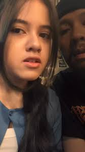 Percakapan Tata : Pap anak starboy keren keren tau Aku : Aku juga anak  starboy tau Tata : Mana ada anak starboy aki aki Aku : Anggap sepi 🙄 Anak  starboy (