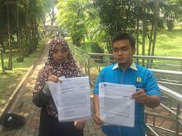 Anis mohd yusof customer service representative at vads berhad petaling jaya. Um Charges 4 Students For Involvement In Tangkap Mo1 Rally