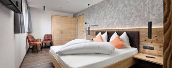 Für tierliebe (stud/in) ab 01.09. Ferienwohnung 2 6 Pers Felderer Hof In Meran Sudtirol