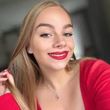 Sara-louise Hutton (@saralouise_hutton) • Instagram photos and videos