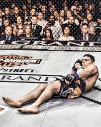 Anderson Silva Vs Nick Diaz Ufc 183 In The First Round Diaz Laid Down On The Diaz Ufc Ufc Ufc Boxing