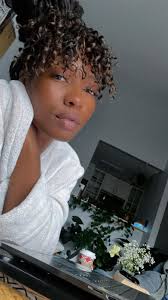 Hi all! I just wanted to introduce myself, I'm Jules. Not a gamer but I  love Anime and my favorite is Bleach 👋🏾.