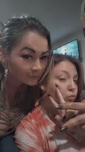 Hi neighbors! My name is Anni Martinez, I am 21 years old and I have been  coming to the Keys my whole life. I finally moved to Key Largo 3 years ago,