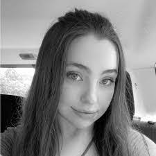 Jennifer Kloiber's Instagram, Twitter & Facebook