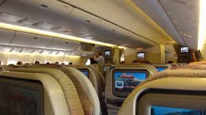 Emirates operates the world's largest fleet of boeing 777 aircraft. Emirates It Home Dxb Zrh Boeing 777 300er Youtube