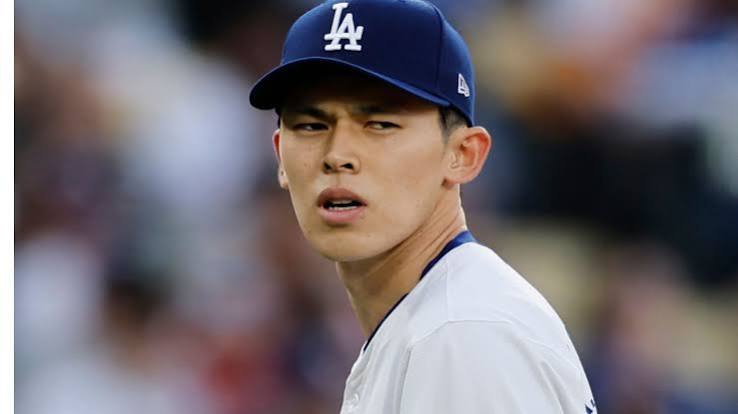 Dodgers May Have Already Soured on Pitcher Roki Sasaki - HEAVY