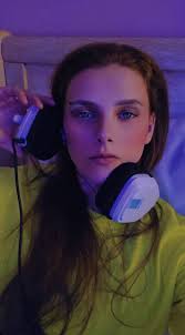 Lesbian friends for golf and gym activities