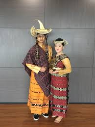 Maybe you would like to learn more about one of these? Pakaian Adat Ntb Dan Ntt Info Gtk