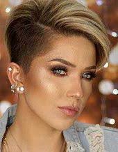 Bonnie Sterner's Instagram, Twitter & Facebook