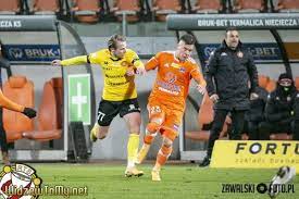 Tylko zwycięstwo pozwoli widzewowi łódź nadal wierzyć w awans do strefy barażowej. Ase1vxehc1ikam