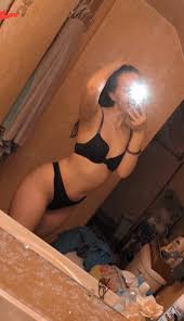 nh - Lives in berlin