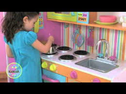 This doesn't fit the vehicle based on the information you provided. Kidkraft Deluxe Big And Bright Kitchen Youtube