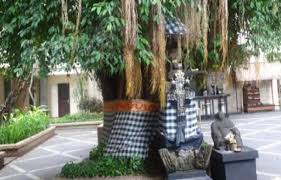 Maybe you would like to learn more about one of these? Mengetahui Lebih Dalam Makna Kain Kotak Kotak Hitam Putih Di Bali Kintamani Id