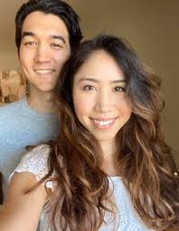 whoop whoop!!!🎊 Mid week already🥳💃🕺 .... Question of the day: 😜😅 if  you were to come from another ethnic group other than the one you're from,  which will it be? 🤷 let's