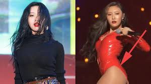 Netizens Debate On Mamamoo Hwasa S Revealing Stage Outfit At The 2018 Mama Mamamoo Hwasa Stage Outfits