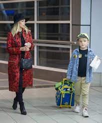 Even though his parents are not together anymore they still seem friendly towards each other. Dannii Minogue S Son Ethan Has Had A Huge Growth Spurt Dannii Minogue Sons Celebs