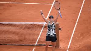 The ashleigh barty fist pump: Davon Traumst Du Als Kind Barty Erklimmt Tennis Thron Auf Umwegen N Tv De