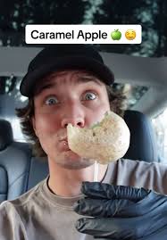 Delicious Crispy Caramel Apple Pops