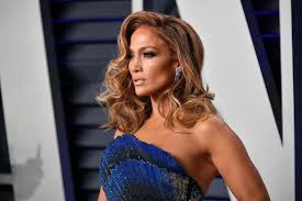Lo, is an american singer, actress, dancer, fashion designer, author, and producer. Jennifer Lopez Photographed With Short Curly Hair At Gym Amid Stripper Role Training