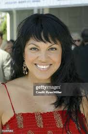 14 Photos & High Res Pictures