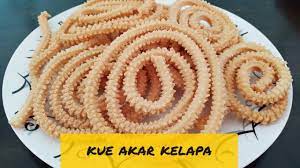 6.resep kue akar kelapa keju. Cara Membuat Kue Akar Kelapa Youtube