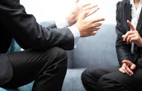 71%(7)71% encontró este documento útil (7 votos). El Libro Negro De La Persuasion Resumen Alejandro Llantada Toscano