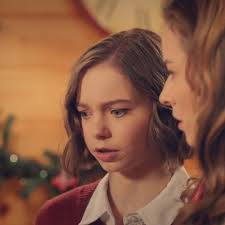 emma myers as beebee jordan a taste of christmas 2020 directed by damián  romay american film