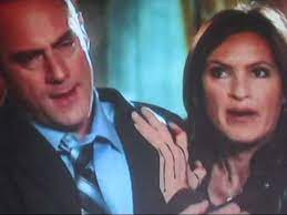Svu and law & order: Clipette 9 Law And Order Svu Elliot Is Shot Again Youtube