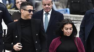 Ronaldo's partner georgina rodriguez sizzles in red lingerie by christmas tree. Ronaldo Girlfriend Georgina Rodriguez Shows Off 1 5 Million Worth Of Jewellery Fox Sports
