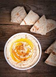 Try Our Simple Thermomix Hummus Recipe With Canned Chickpeas Tahini Lemon Juice Olive Oil Garlic And Paprika So E Hummus Recept Voedsel Ideeen Whole Foods