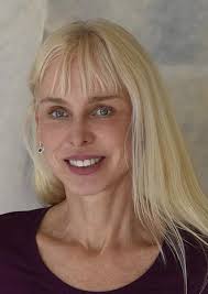 Transcendence Calling: The Power of Kundalini Rising and Spiritual  Enlightenment (English Edition) eBook : Rebelle, Monique: Amazon.com.mx:  Tienda Kindle