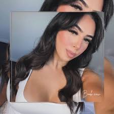 Love a spash of pink💞