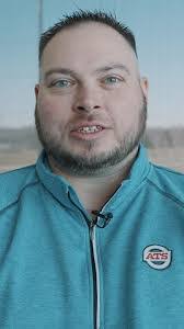 Lance Higgins's Instagram, Twitter & Facebook