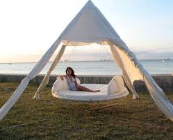 Building a hanging daybed isn't exactly a quick weekend project! 29 Hanging Bed Design Ideas To Swing In The Good Times