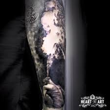 Assassin S Creed Odyssey Birds Of A Feather Quest Fire Breather Tattoo As Part Of A Circus Themed Sleeve Tattoos Fire Tattoo Portrait Tattoo