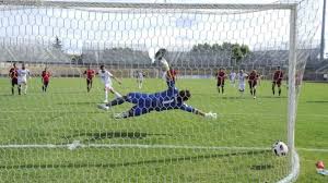 Bar, ristoranti, musei, cinema, teatri, piscine e palestre: Ripresa Campionati Di Calcio Di Eccellenza La Situazione Regione Per Regione Alessandria Oggi