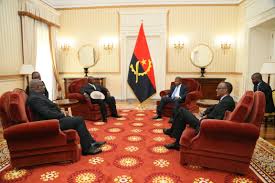 Indicar;ser o sinal,ser o símbolo de;denotar,conotar,significar,mostrar,provar,dar indício de,exprimir,sinalizar,dizer,falar. Cimeira Quadripartida Angola Rdc Presidencia Da Republica Angola Facebook