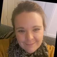 Rebecca Sinnett's Instagram, Twitter & Facebook