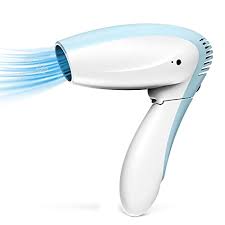 Per asciugare i capelli in modo rapido ed efficace è importante usare un phon di qualità che non danneggi la fibra del capello con l'aria calda. Asciugacapelli Phon Quale Comprare Guida All Acquisto