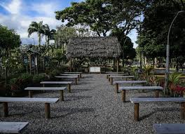 Allí instaló su mega iglesia misión paz de las naciones, cuya sede remodelada con parlantes sonoros y mucha actividad, es el reflejo de su poder. Ley De Financiamiento Las Iglesias Ya Pagan Impuestos John Milton Rodriguez Actualidad W Radio Colombia