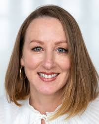 Kelli Peter's Instagram, Twitter & Facebook