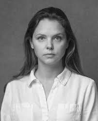 Laura Oh's Instagram, Twitter & Facebook