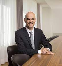A member of the social democratic party (sp/ps), he has headed the federal department of home affairs since his inauguration. Bundesrat Alain Berset