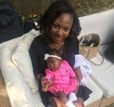 She is the daughter of robert g. Former 3lw Star Naturi Naughton S Net Worth Daughter Career Thecelebscloset