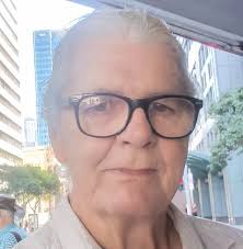 Does anyone recall the old & only 24hr takeaway in Umina was The Burger  Hut.