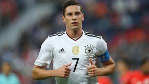 Ihlas bebou encore décisif pour sa formation. Julian Draxler Termine 2e Joueur Allemand De 2017 Derriere Joshua Kimmich