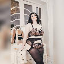 Women's soft lace bralette, garter and matching panty 3pc lingerie set. 80 Denier Mock Garter Sexy Af Snag Snag Tights Eu